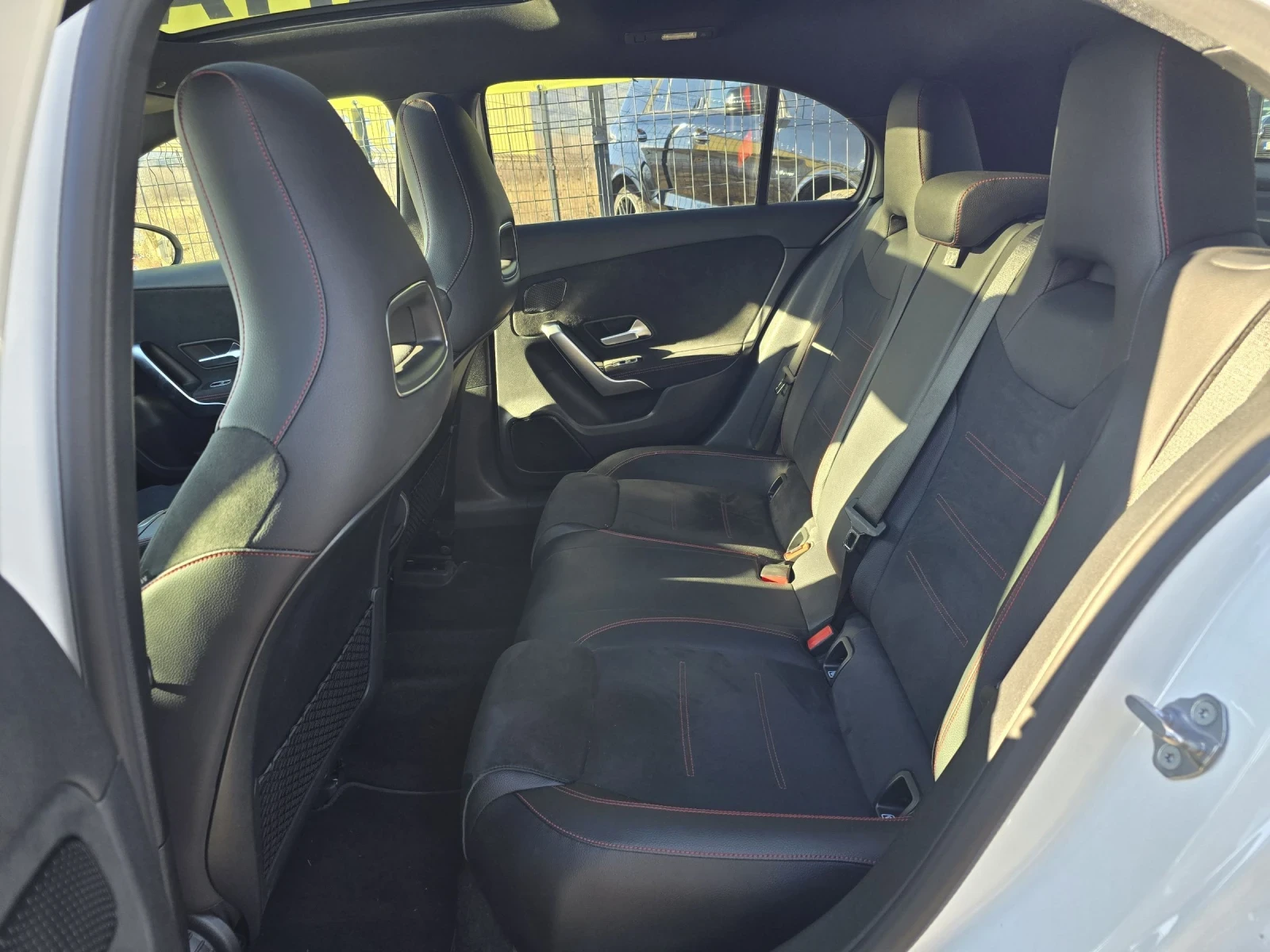 Mercedes-Benz A 220 AMG/PANO/CAMERA - изображение 10