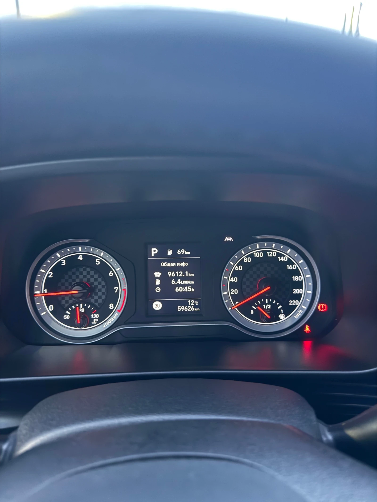 Hyundai I20, снимка 10 - Автомобили и джипове - 53700551