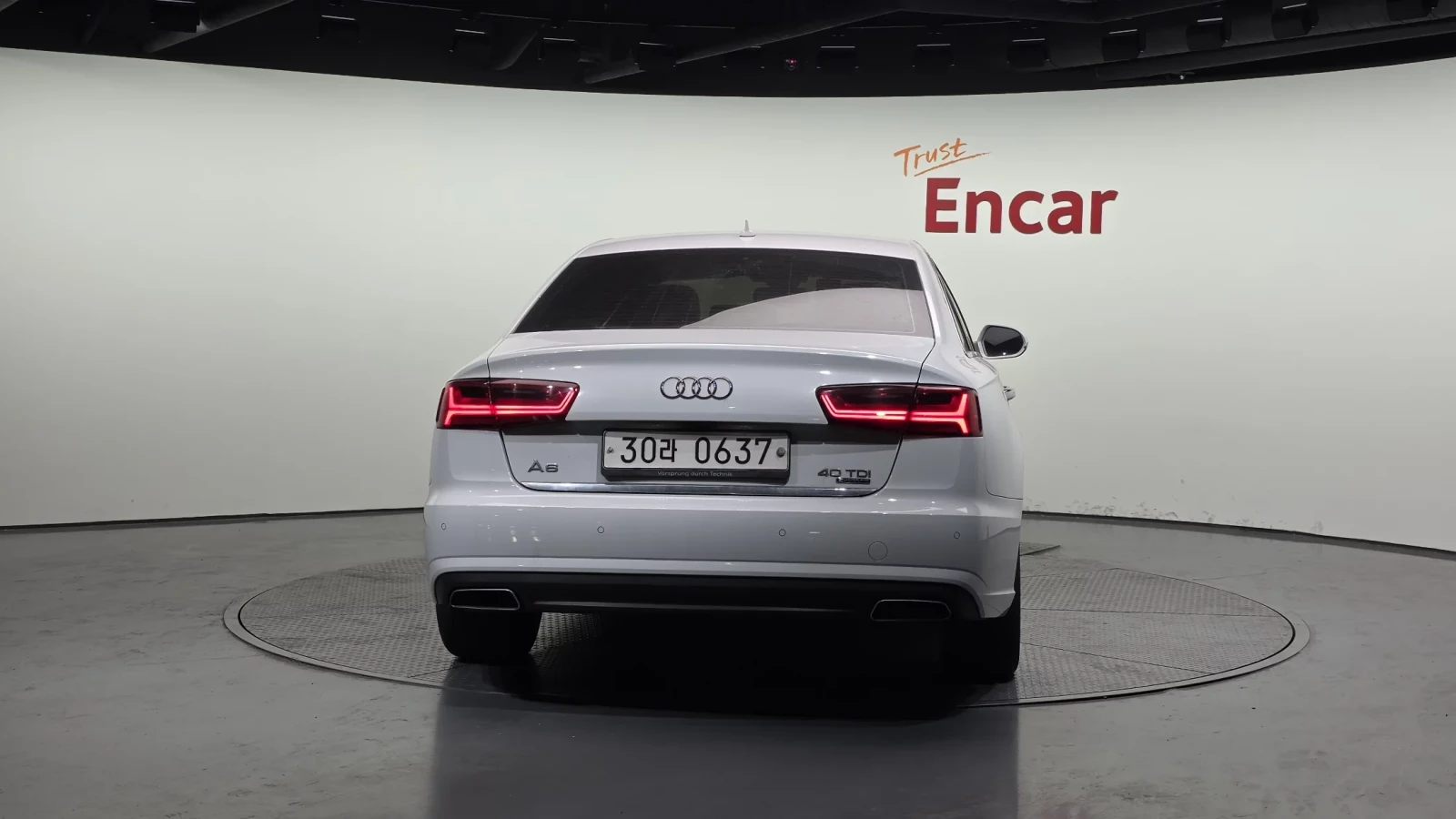 Audi A6 QUATTRO / BOSE / ОБДУХ / ПОДГРЕВИ / HEADUP, снимка 4 - Автомобили и джипове - 54060392