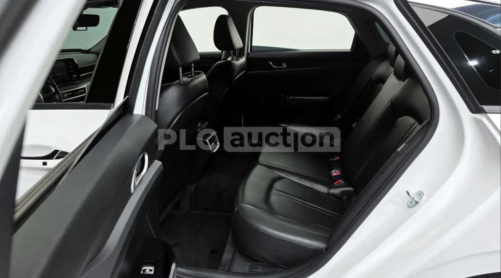 Kia K5 | 2023 | 1.6 Turbo | , снимка 11 - Автомобили и джипове - 54114001