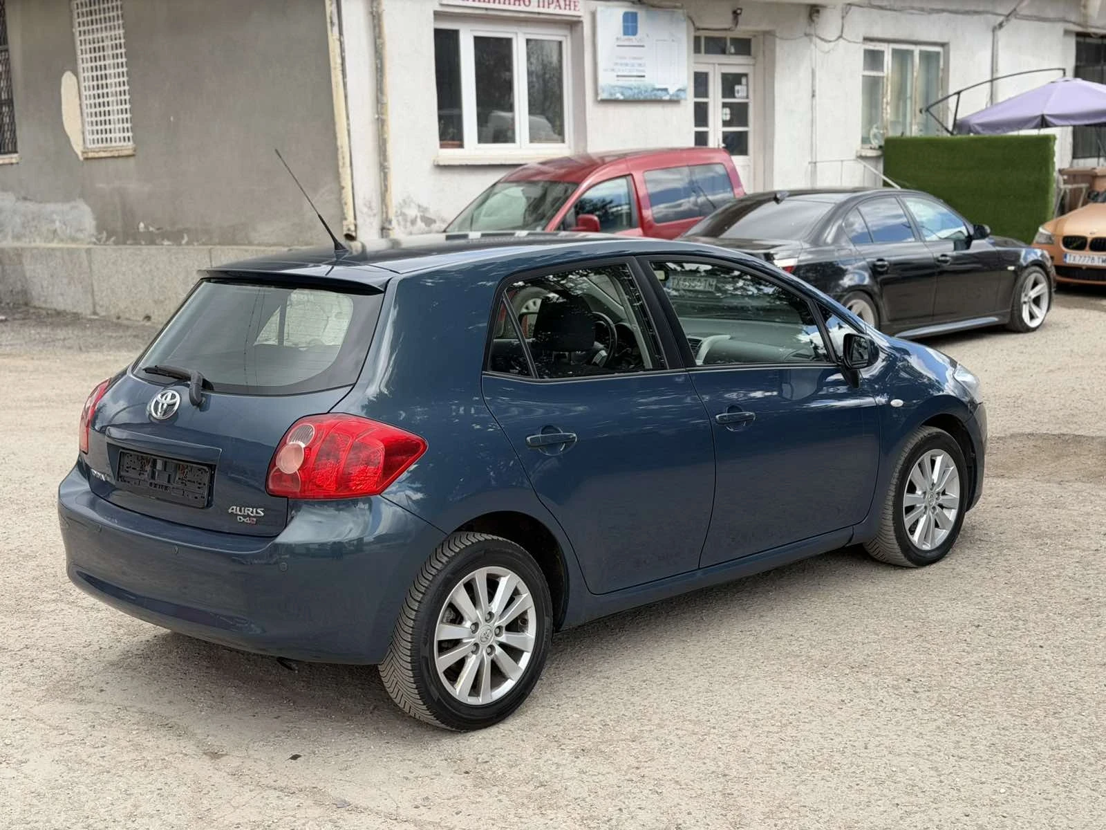 Toyota Auris D4D, снимка 5 - Автомобили и джипове - 54201320