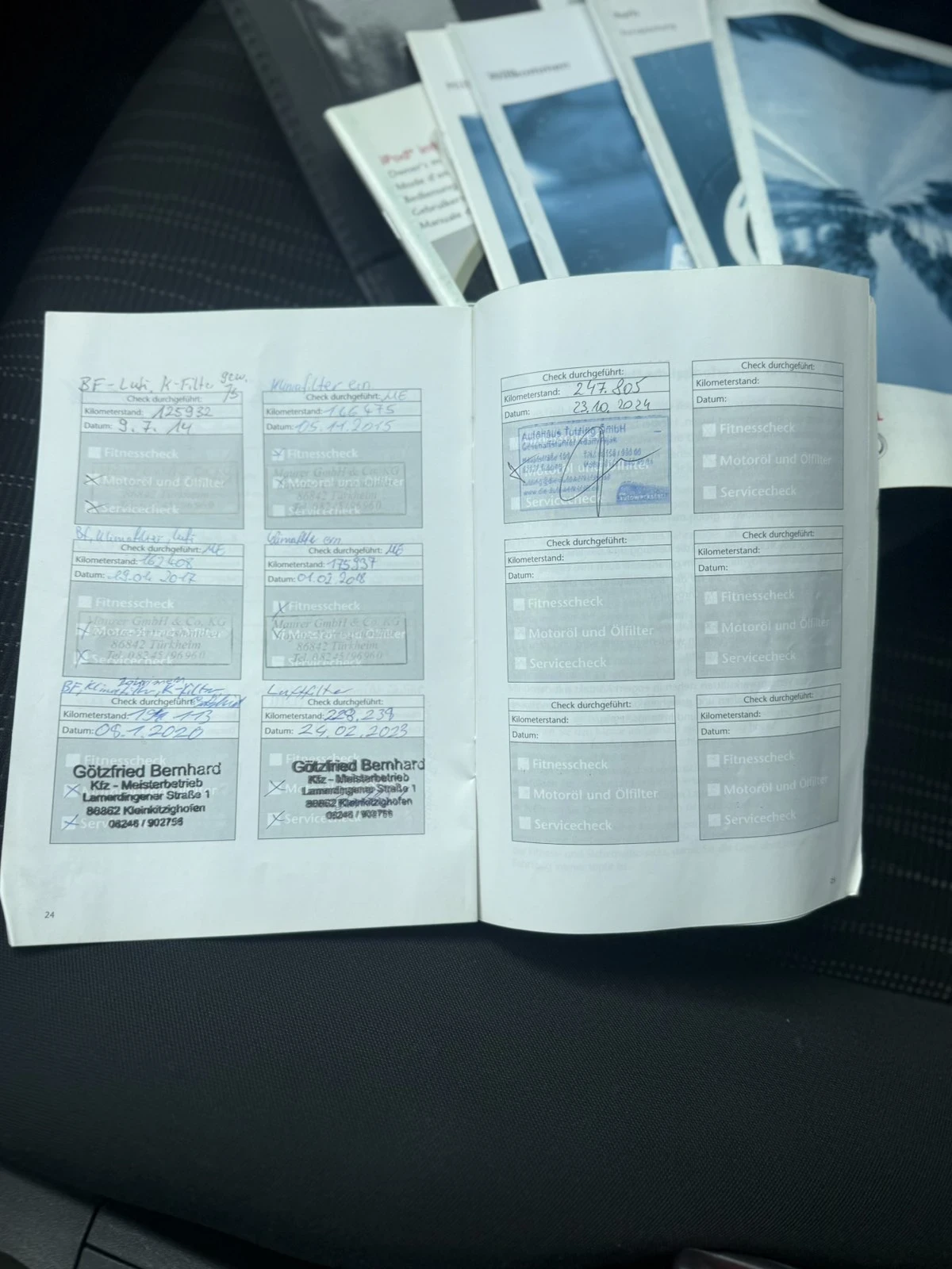 Toyota Auris D4D, снимка 12 - Автомобили и джипове - 54201320