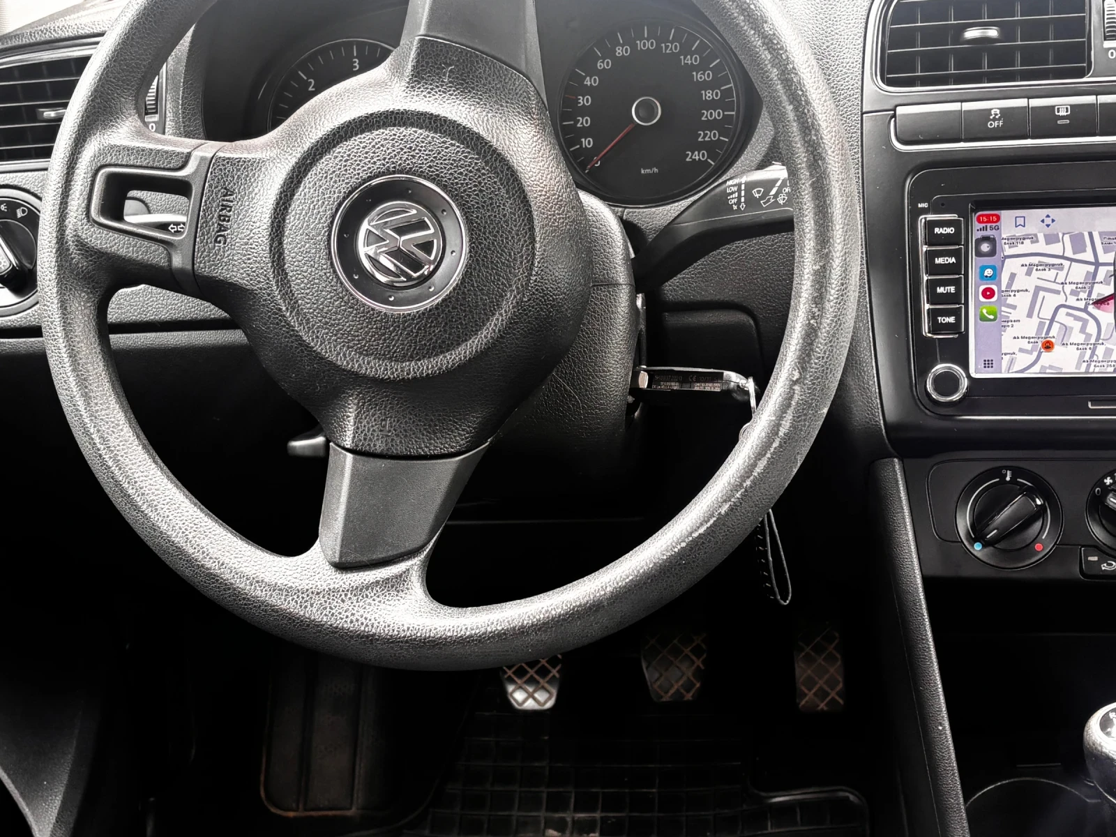 VW Polo, снимка 11 - Автомобили и джипове - 54347579