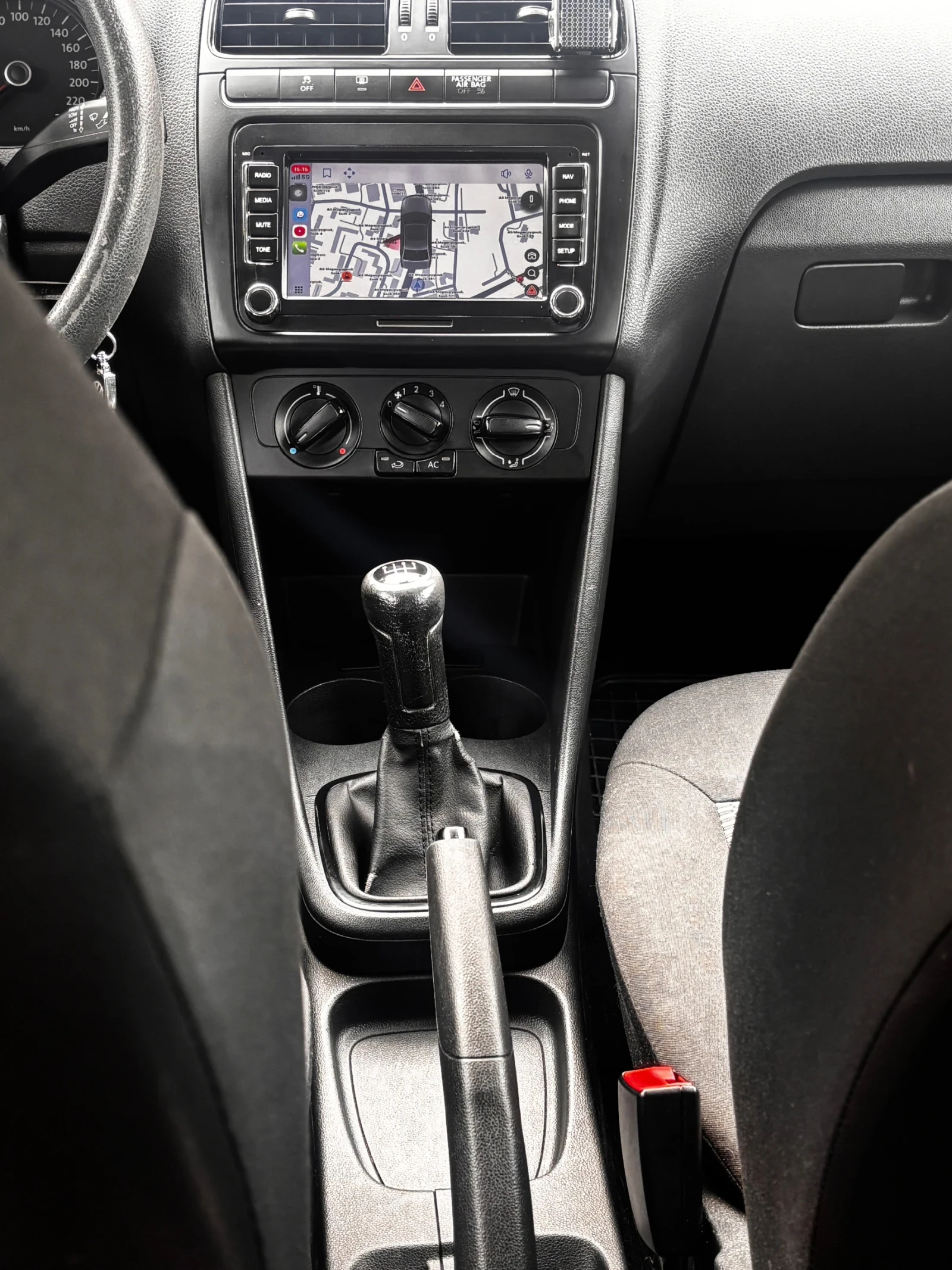 VW Polo, снимка 12 - Автомобили и джипове - 54347579