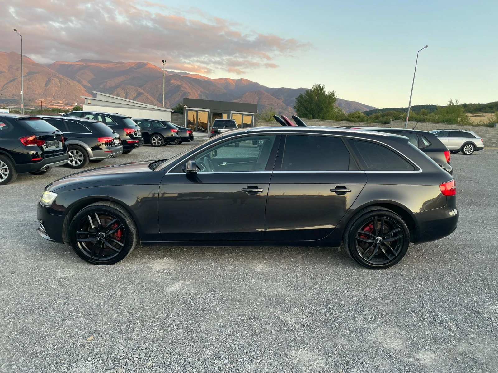 Audi A4 2.0TDI FACE LED ПОДГРЕВ BI-XENON 143КС, снимка 4 - Автомобили и джипове - 56086845