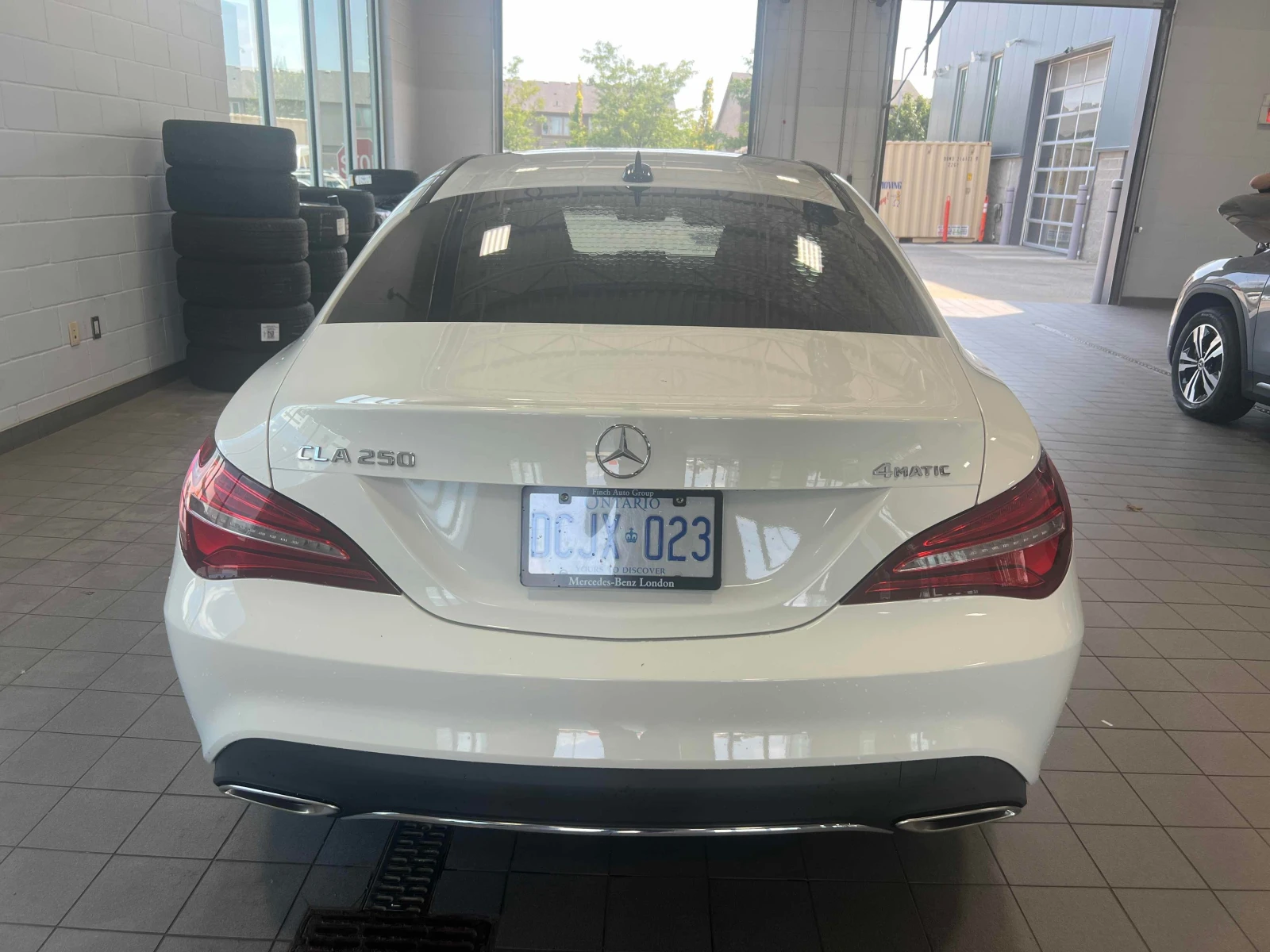 Mercedes-Benz CLA 250  * CARFAX * ОПЦИЯ ЗА ФИНАНСИРАНЕ, снимка 4 - Автомобили и джипове - 56156365