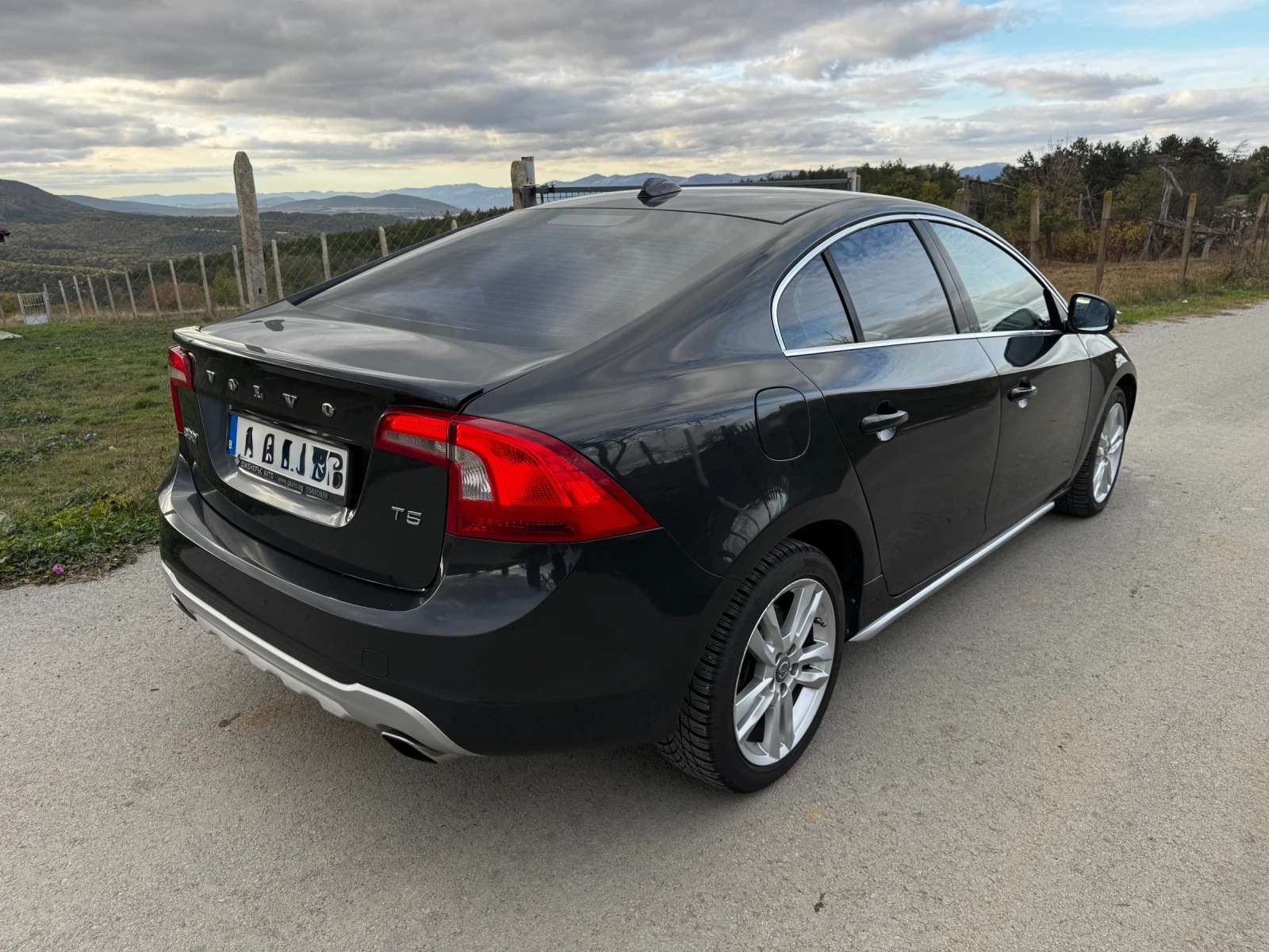 Volvo S60 2.5 T5, снимка 6 - Автомобили и джипове - 56673732