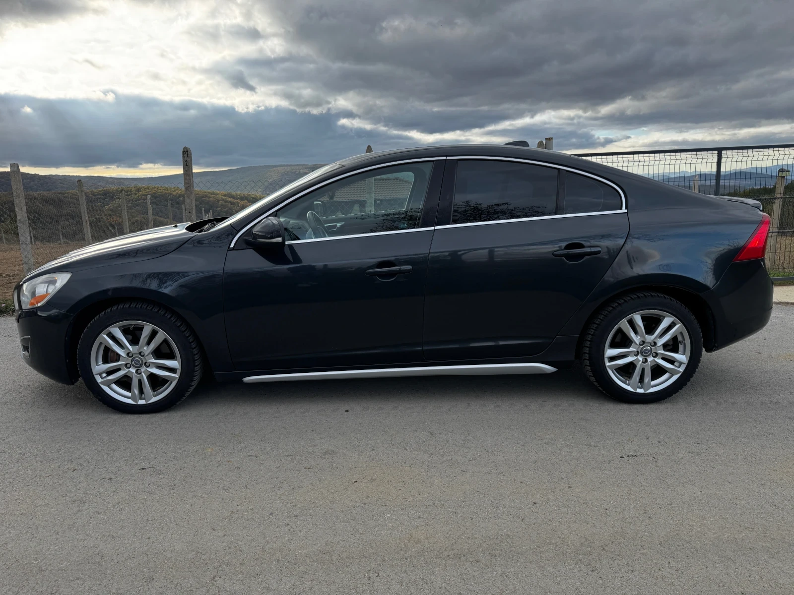 Volvo S60 2.5 T5, снимка 5 - Автомобили и джипове - 56673732