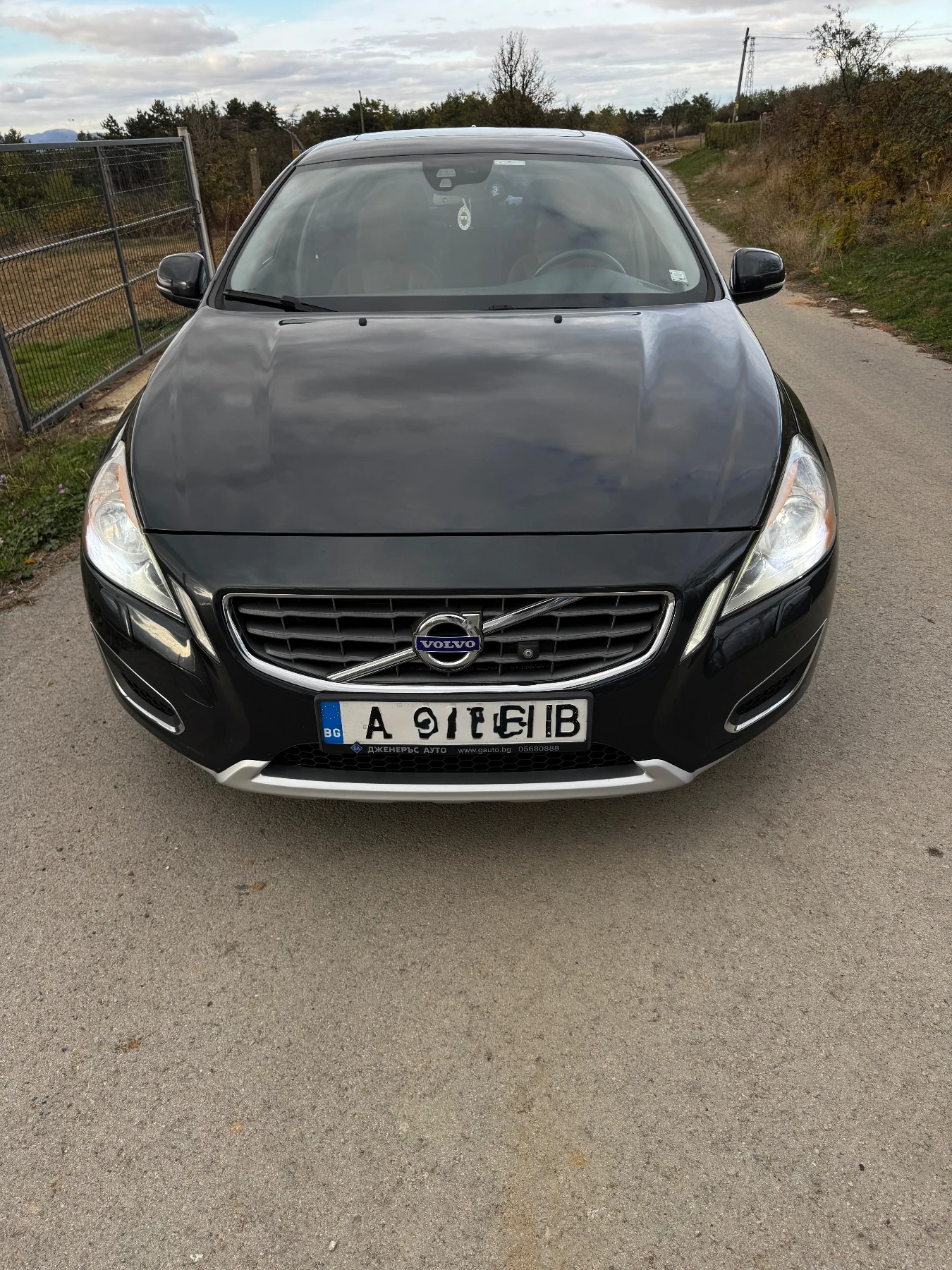 Volvo S60 2.5 T5, снимка 2 - Автомобили и джипове - 56673732