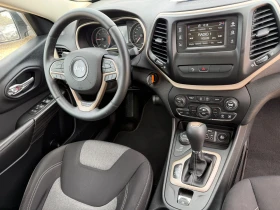 Jeep Cherokee 2.0 4x4 100%РЕАЛЕН ПРОБЕГ ЛИЗИНГ ВИДЕО, снимка 14