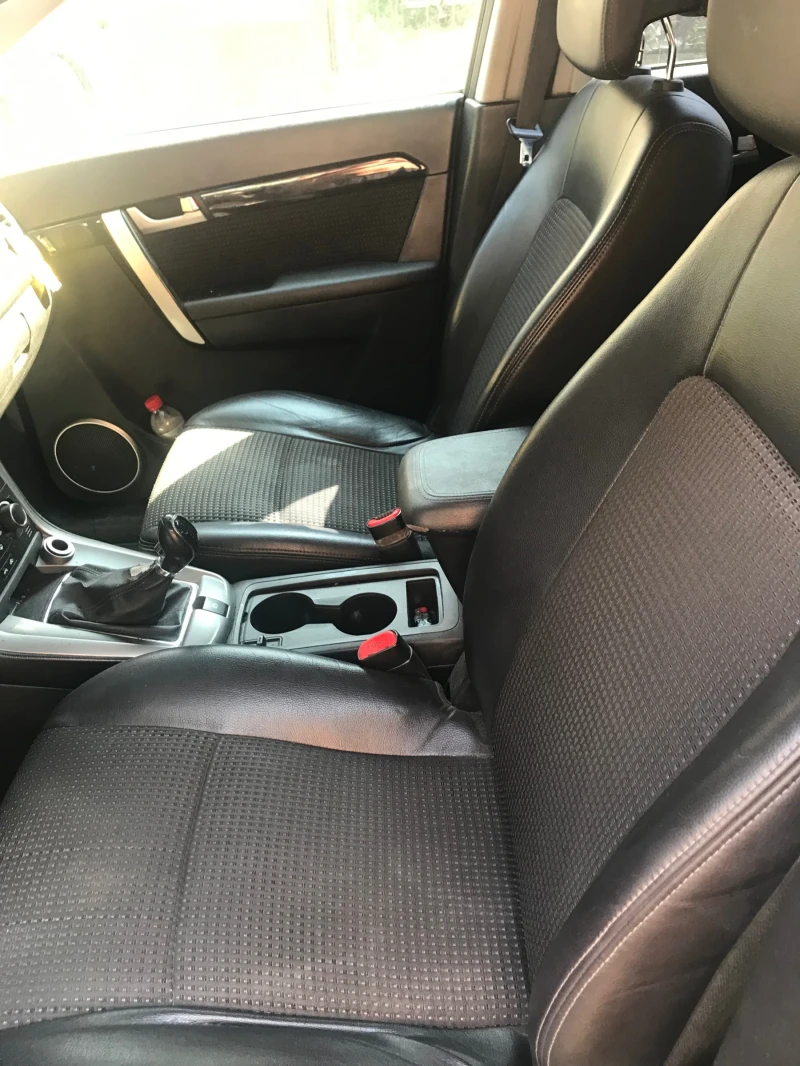 Chevrolet Captiva 2.2 CDTI, снимка 9 - Автомобили и джипове - 52582908