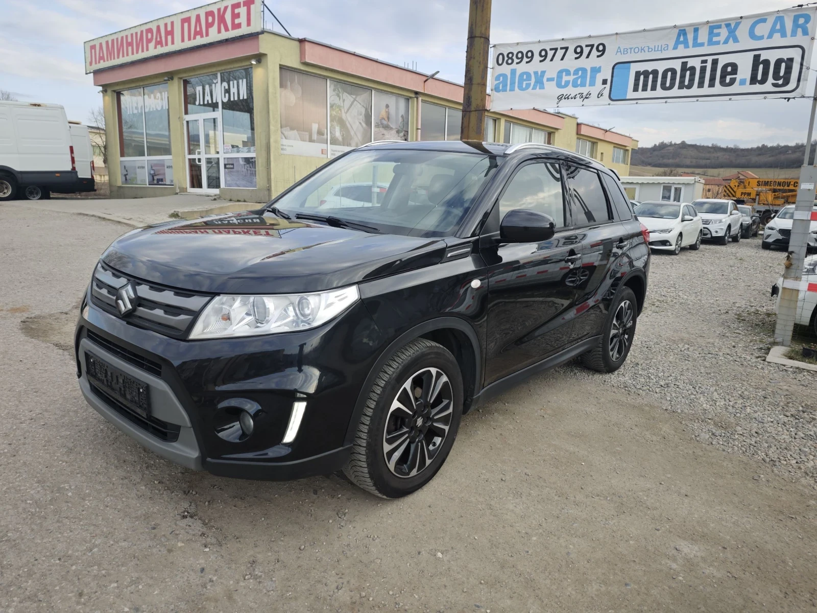 Suzuki Vitara 4X4 AUTOMATIC  - изображение 10