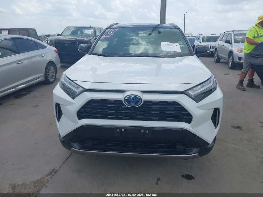 Toyota Rav4 HYBRID XSE КОЖА/ПОДГРЕВИ/DIGITAL - изображение 2