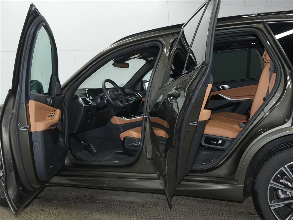 BMW X5 xDrive30d 6+ 1 места - изображение 3