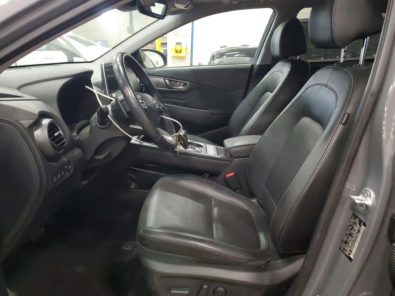 Hyundai Kona 64KWh* ELECTRIC* ULTIMATE* РЕАЛНИ КМ* ФИКСИРАНА ЦЕ, снимка 11 - Автомобили и джипове - 53893071