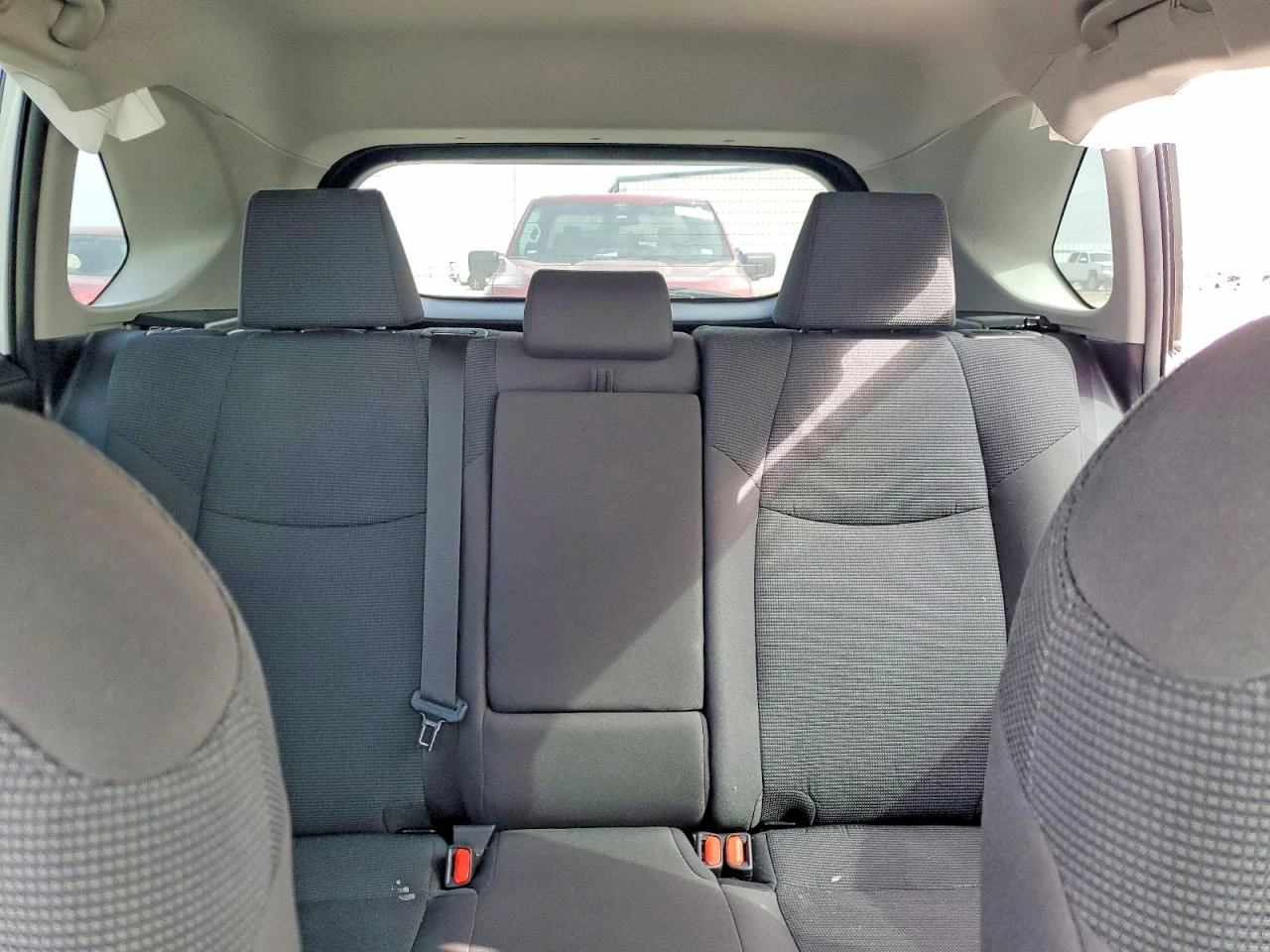 Toyota Rav4 2.5l Le, снимка 10 - Автомобили и джипове - 54072567