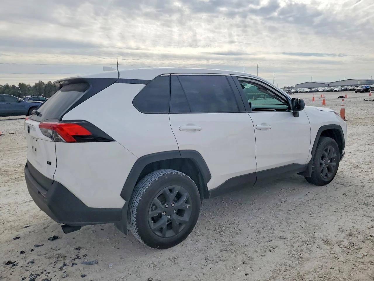 Toyota Rav4 2.5l Le, снимка 3 - Автомобили и джипове - 54072567