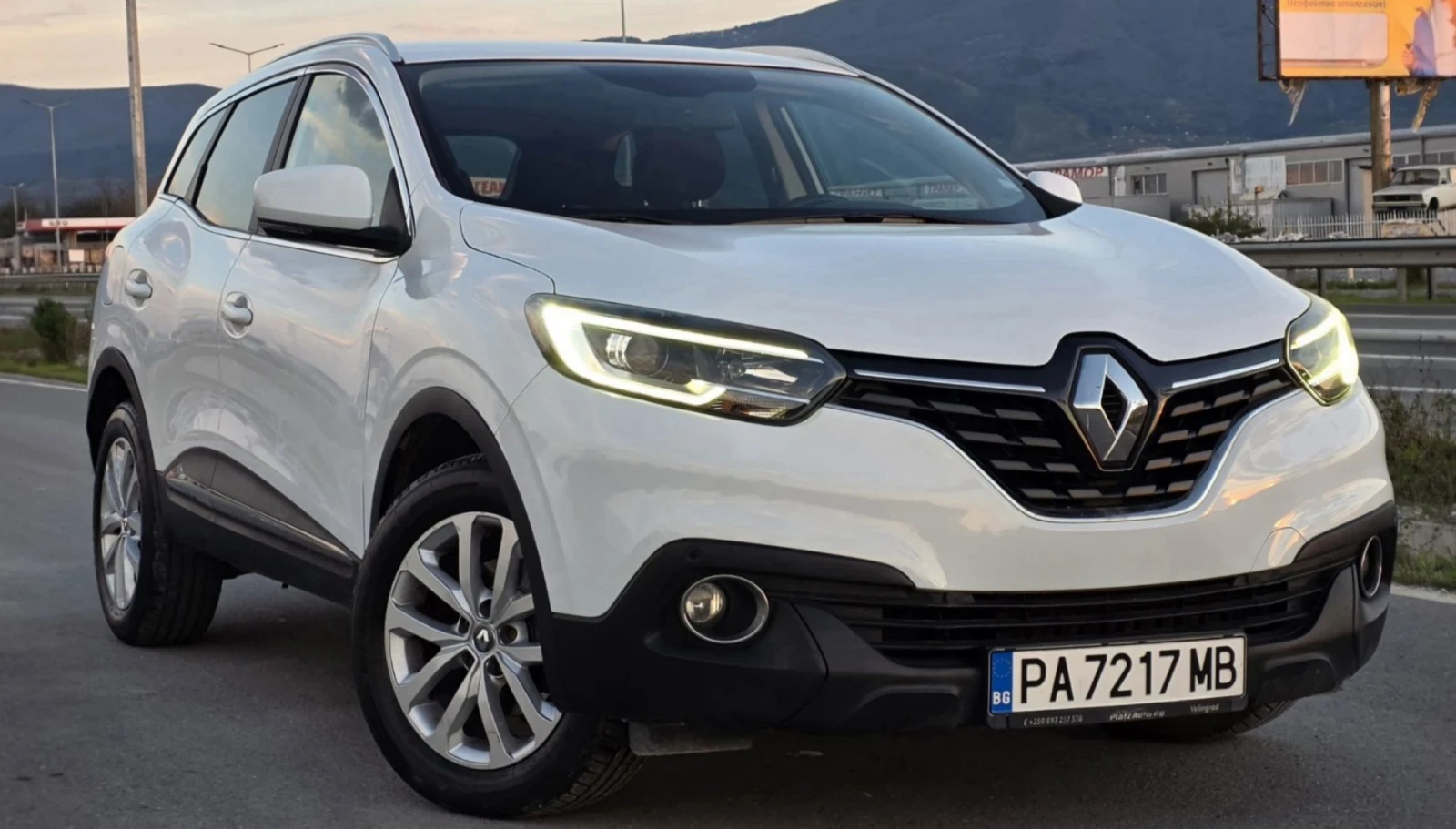 Renault Kadjar 1.5dci e6b avtomat, снимка 3 - Автомобили и джипове - 54201722