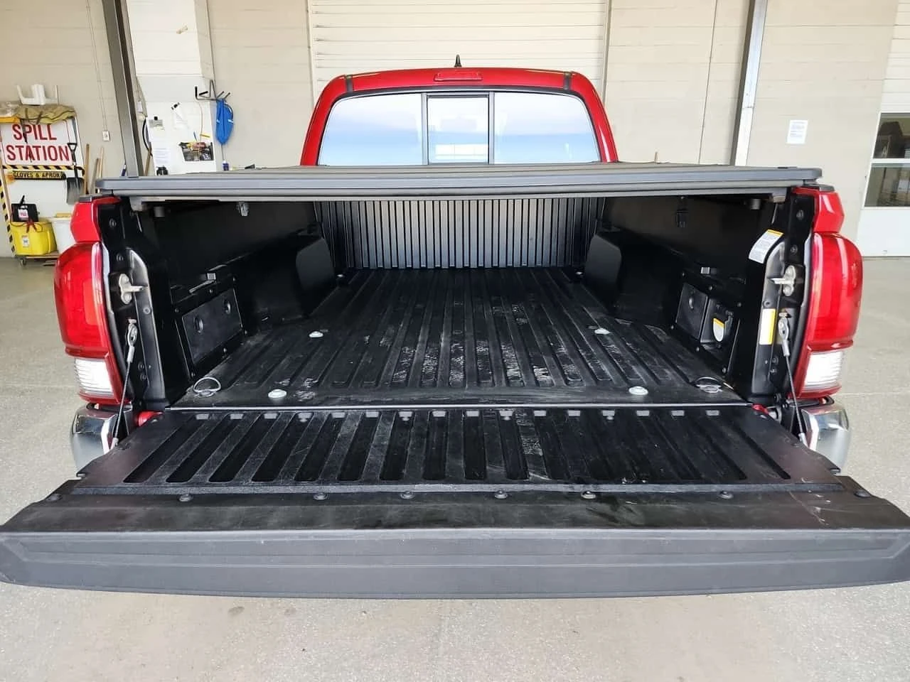 Toyota Tacoma * SR5 * ГЛАВНО ПРЕДСТАВИТЕЛСТВО* , снимка 13 - Автомобили и джипове - 54368861