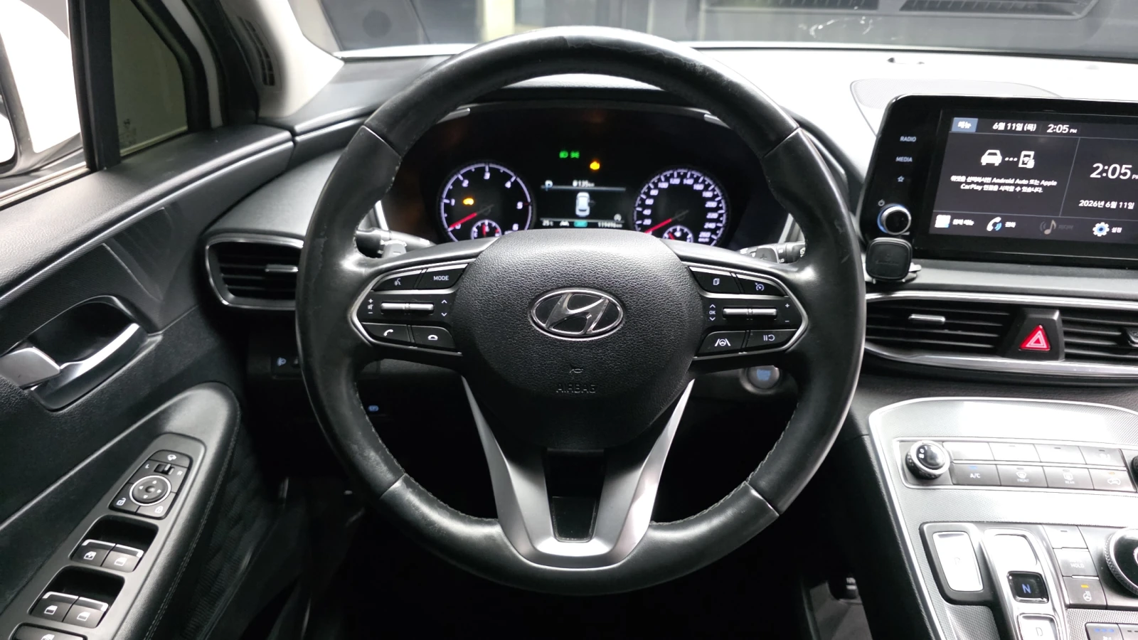 Hyundai Santa fe PREMIUM| DISTRONIC| ОБДУХВАНЕ| СЛЕДЕНЕ НА ЛЕНТИ, снимка 7 - Автомобили и джипове - 55013641