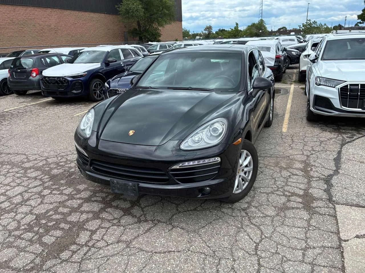 Porsche Cayenne AWD | CARFAX | АВТОКРЕДИТ БЕЗ ПЪРВОНАЧАЛНА ВНОСКА 