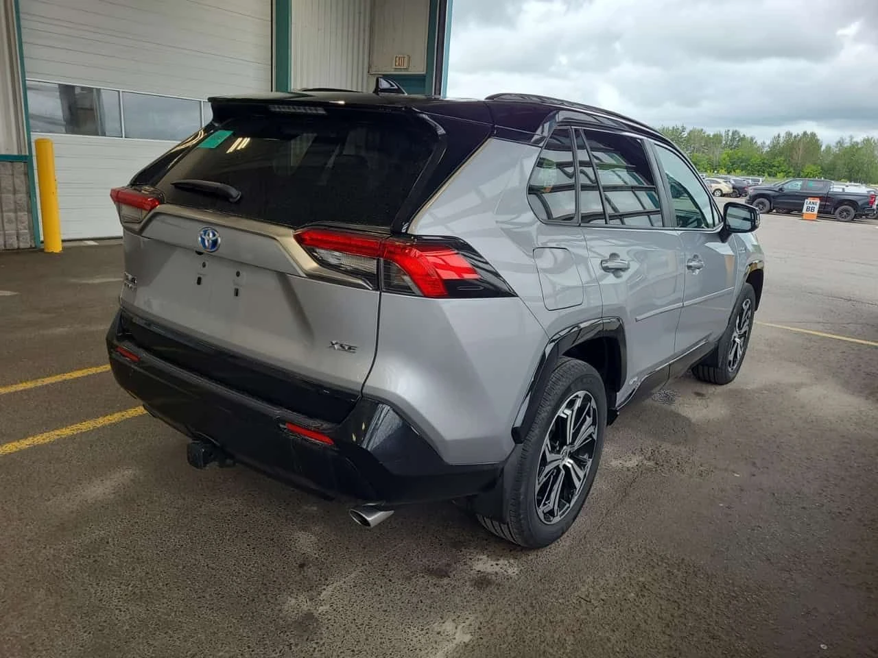 Toyota Rav4 PRIME * PLUG-IN HYBRID * XSE * CARFAX * , снимка 3 - Автомобили и джипове - 55570840