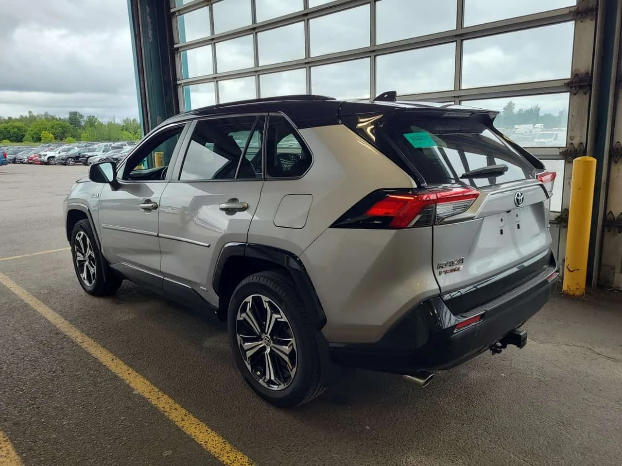Toyota Rav4 PRIME * PLUG-IN HYBRID * XSE * CARFAX * , снимка 4 - Автомобили и джипове - 55570840