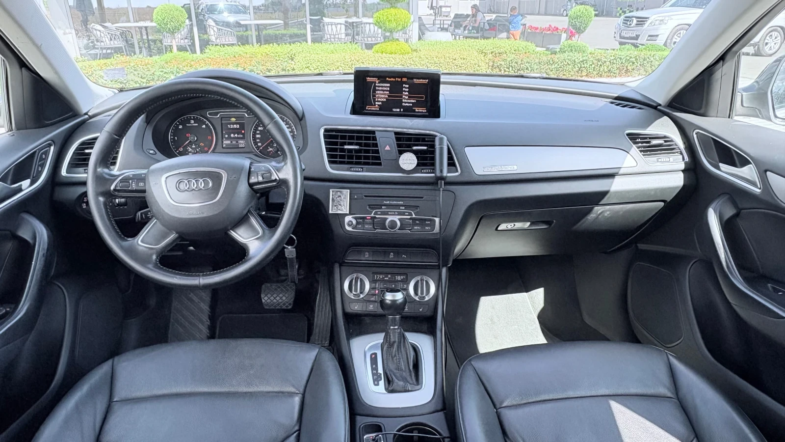 Audi Q3, снимка 8 - Автомобили и джипове - 56218557