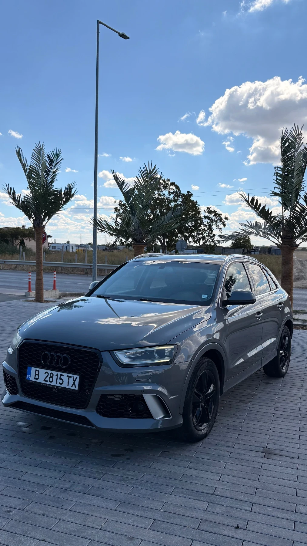 Audi Q3, снимка 2 - Автомобили и джипове - 56218557