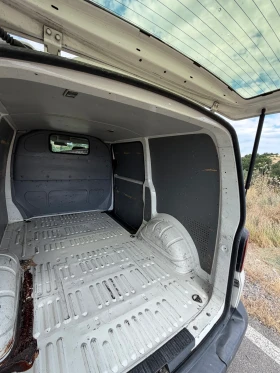 VW Transporter 1.9 TDI 105 кс., снимка 11