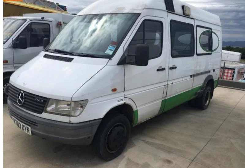 Mercedes-Benz Sprinter 412 НА ЧАСТИ , снимка 1 - Бусове и автобуси - 29549439