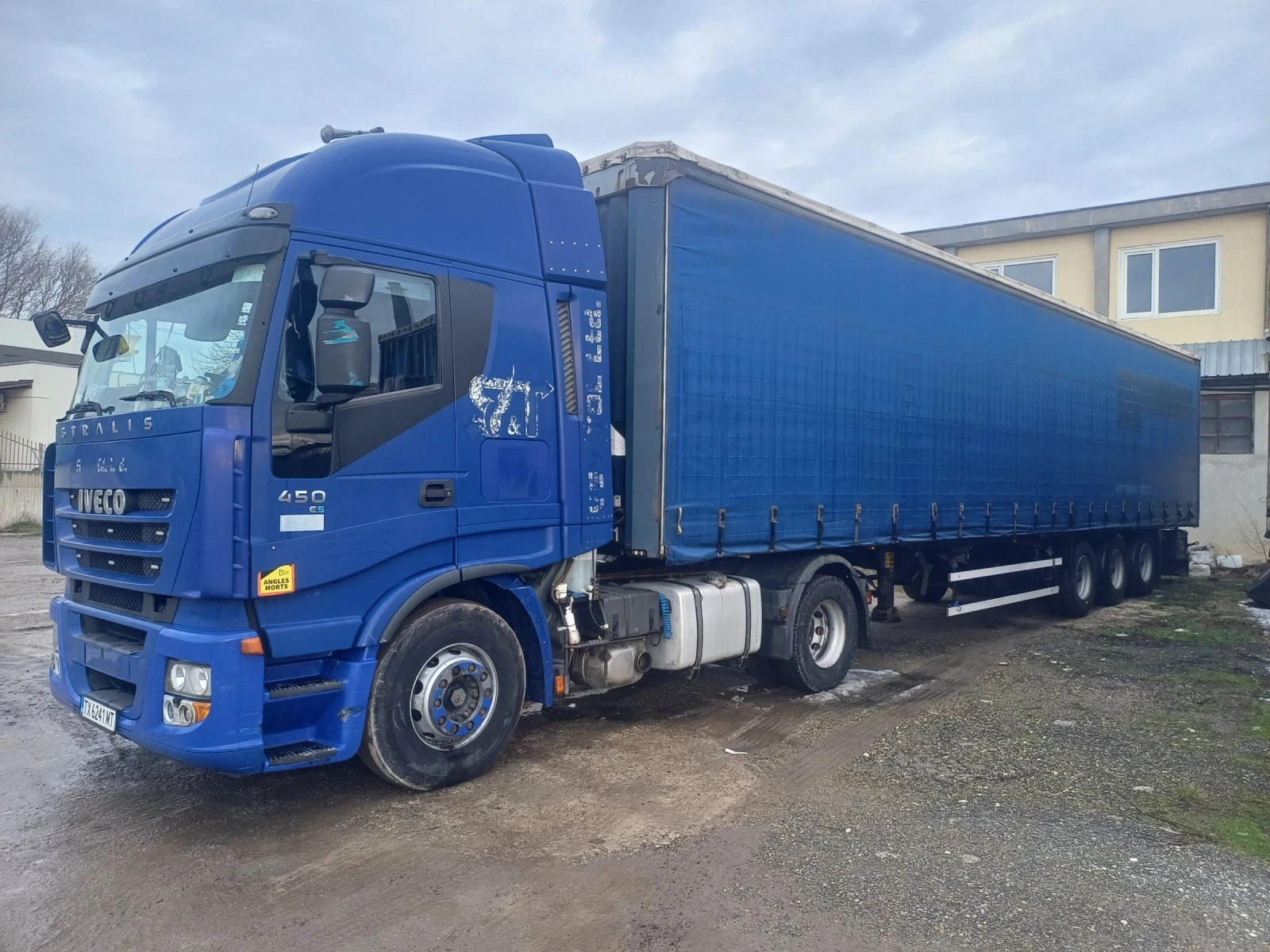 Iveco Stralis Влекач , снимка 6 - Камиони - 51286170