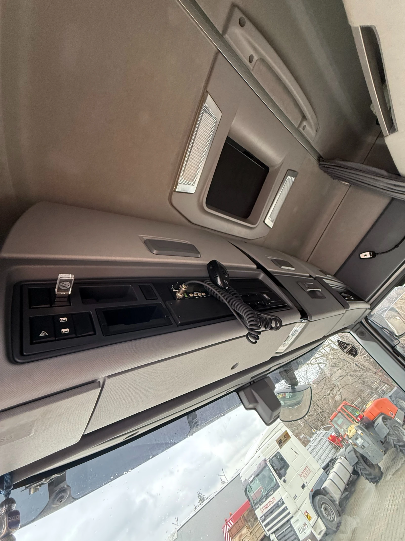 Renault T  - изображение 6