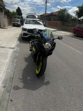 Suzuki Gsxr K7 600, снимка 6