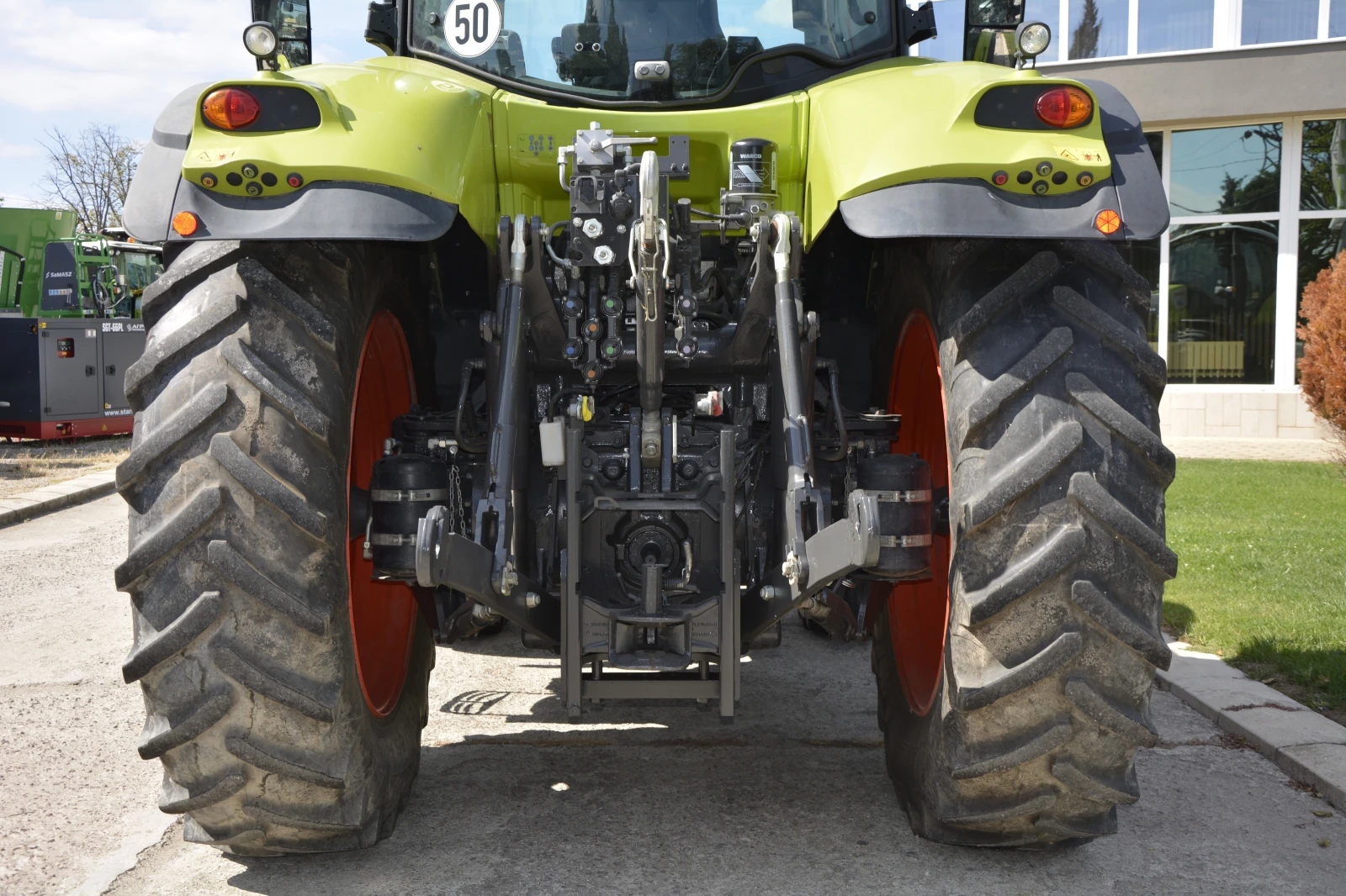Трактор Claas AXION 850 - изображение 5