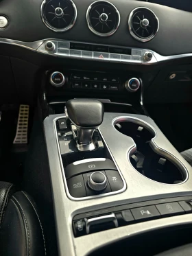 Kia Stinger GT2, снимка 10