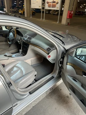 Mercedes-Benz E 320, снимка 13
