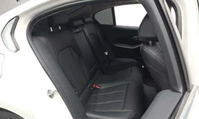 BMW 320 i / БЕЗПЛАТНА ИНСПЕКЦИЯ /  АВТОКРЕДИТ , снимка 11