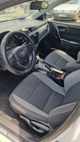 Обява за продажба на Toyota Auris Hybrid Газ ~23 500 лв. - изображение 5