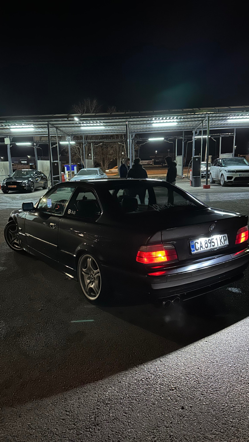 BMW 318 318 IS, снимка 9 - Автомобили и джипове - 46336966