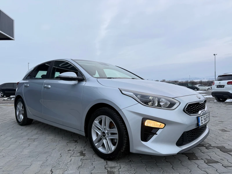 Kia Ceed 1.6crdi, снимка 3 - Автомобили и джипове - 48696140