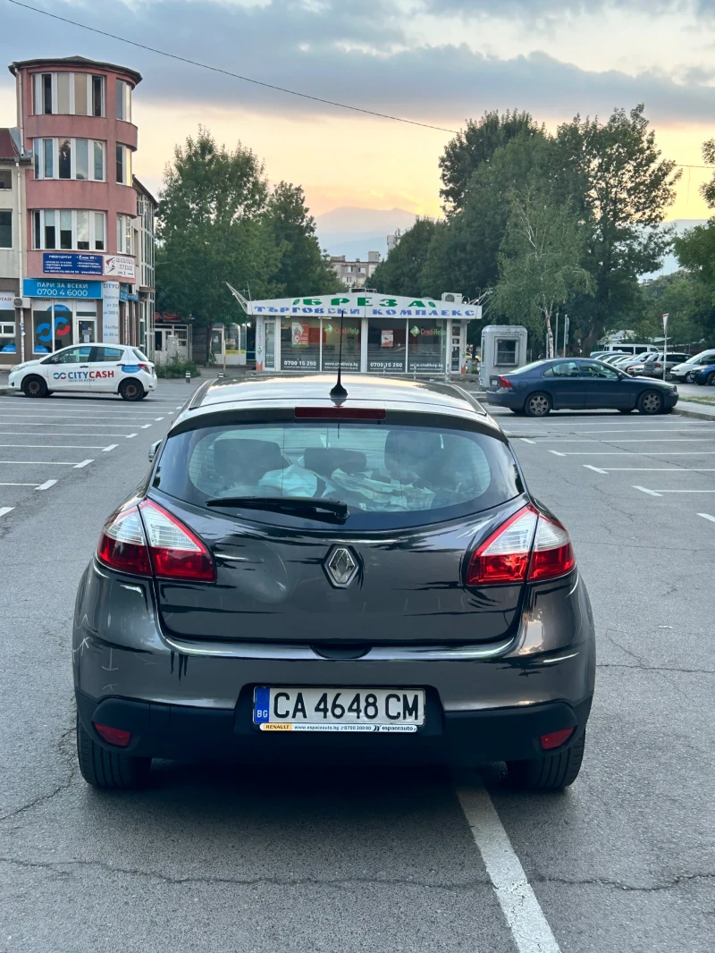 Renault Megane, снимка 4 - Автомобили и джипове - 48839106