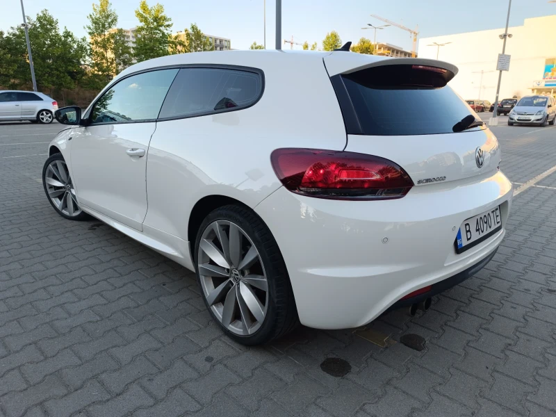 VW Scirocco 2.0TDI 200к.с.R-LINE.NAVI .AVTOMAT .TOP, снимка 8 - Автомобили и джипове - 51409691