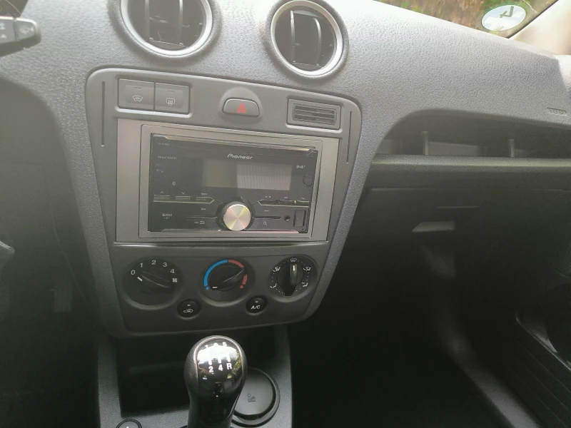 Ford Fusion, снимка 12 - Автомобили и джипове - 52160856