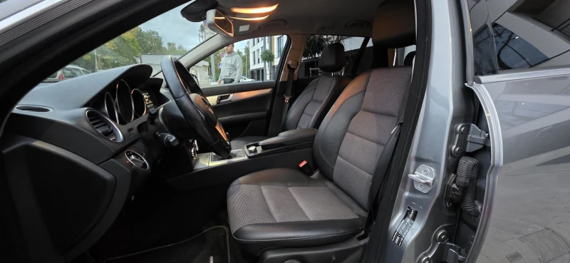 Mercedes-Benz C 200 Avantgarde , снимка 10 - Автомобили и джипове - 52588837
