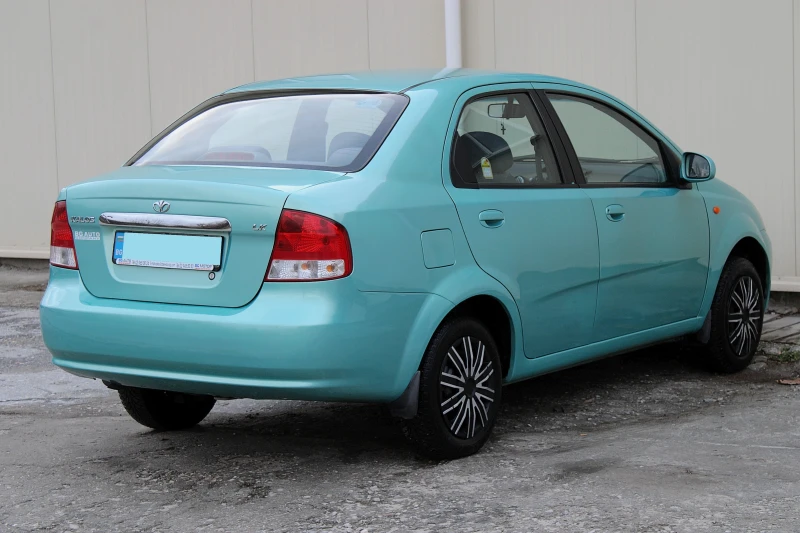 Daewoo Kalos 1.5i, снимка 6 - Автомобили и джипове - 52658403