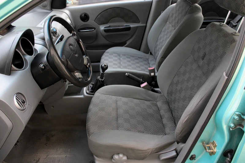 Daewoo Kalos 1.5i, снимка 7 - Автомобили и джипове - 52658403