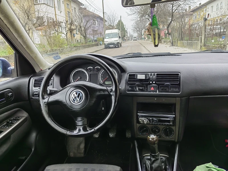 VW Bora 1.9 TDI 6ск, снимка 12 - Автомобили и джипове - 52878191