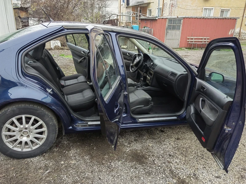 VW Bora 1.9 TDI 6ск, снимка 9 - Автомобили и джипове - 52878191