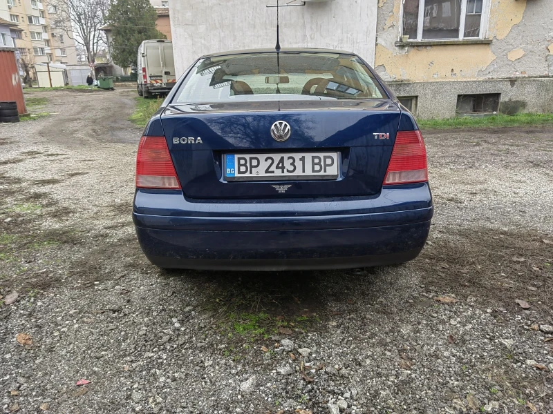 VW Bora 1.9 TDI 6ск, снимка 4 - Автомобили и джипове - 52878191